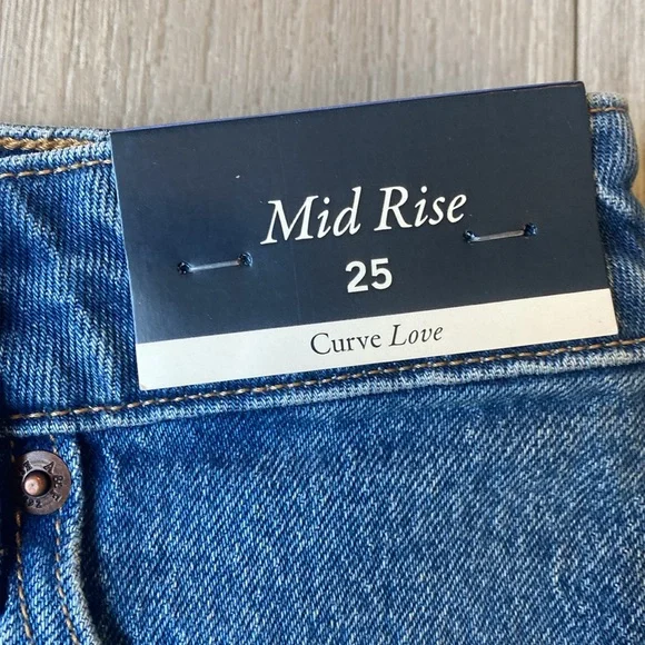 AF Curve Love Skirt - Picture 3 of 8